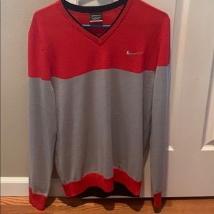 Men’s Nike medium sweater
